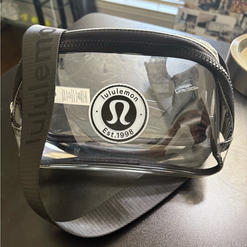 NWOT Lululemon Athletica Clear and Black Belt Bag with Logo 1L